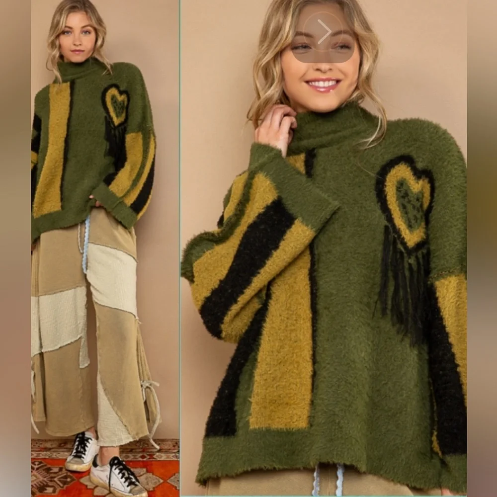 POL Green and Black Color Block Cowl Turtleneck Sweater. Oversized fit (Mohair) - Picture 5 of 6